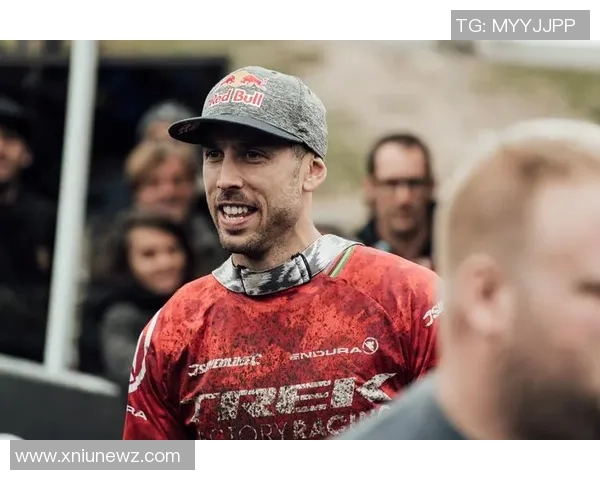 重庆极限运动队在世界杯中的耐力表现分析与点评 重庆极限运动队在世界杯中的耐力表现分析与点评