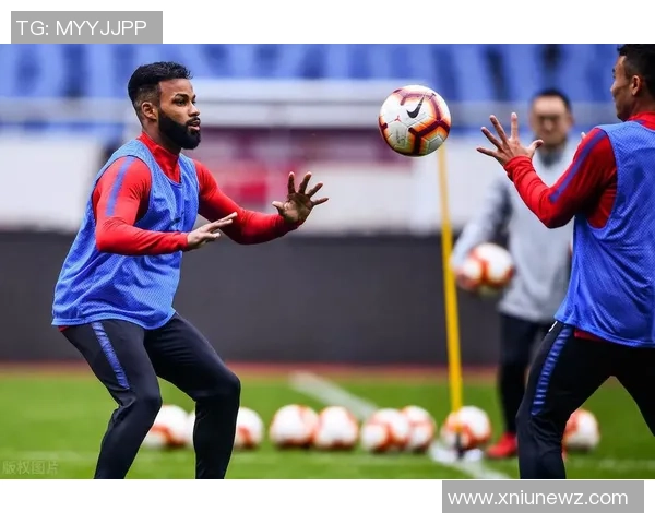 重庆篮球队防守策略解析：深度剖析球队战术与执行力的完美结合