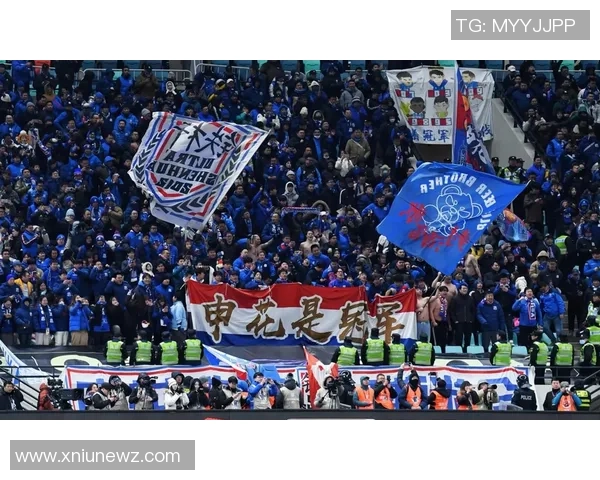 2018年山东鲁能与上海申花激战回顾球迷热情与精彩瞬间齐聚一堂